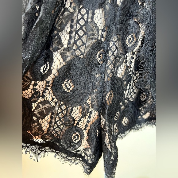 Francesca’s long sleeve black lace shorts dressy romper. Fully lined size XS EUC - Picture 8 of 11